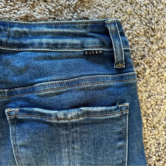 Risen Jeans Distressed Raw Hem Straight Leg - Picture 5 of 5